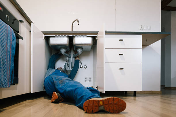 Professional Emergency Plumber technician working in Forsyth, MO